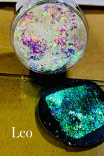 Load image into Gallery viewer, Ghost Hyper Shift Flakes